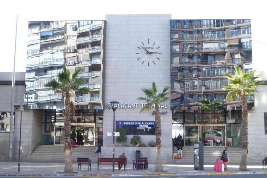 Centrico Apartamento En El Riscal Alicante Kültér fotó